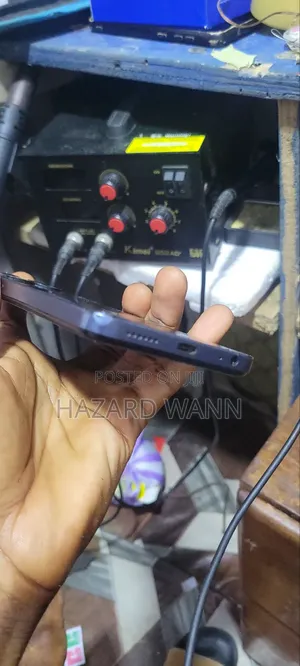 Infinix Smart 8 64 GB Blue