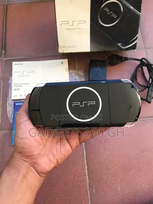 New Sony PSP3000 (16GB + 10 Games)