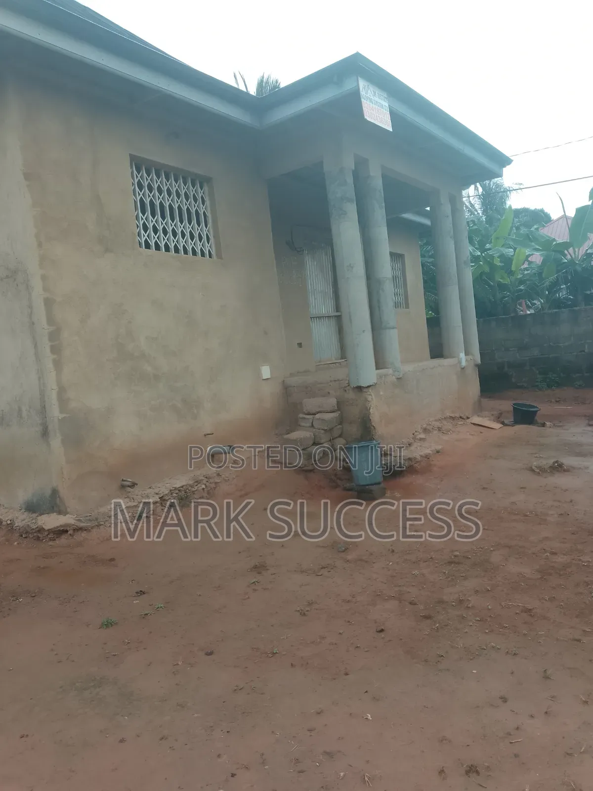 2bdrm House in Pokuase for sale