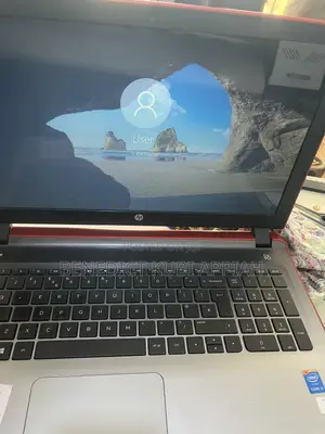 Laptop HP Pavilion 15 8GB Intel Core i5 HDD+SSD 1T
