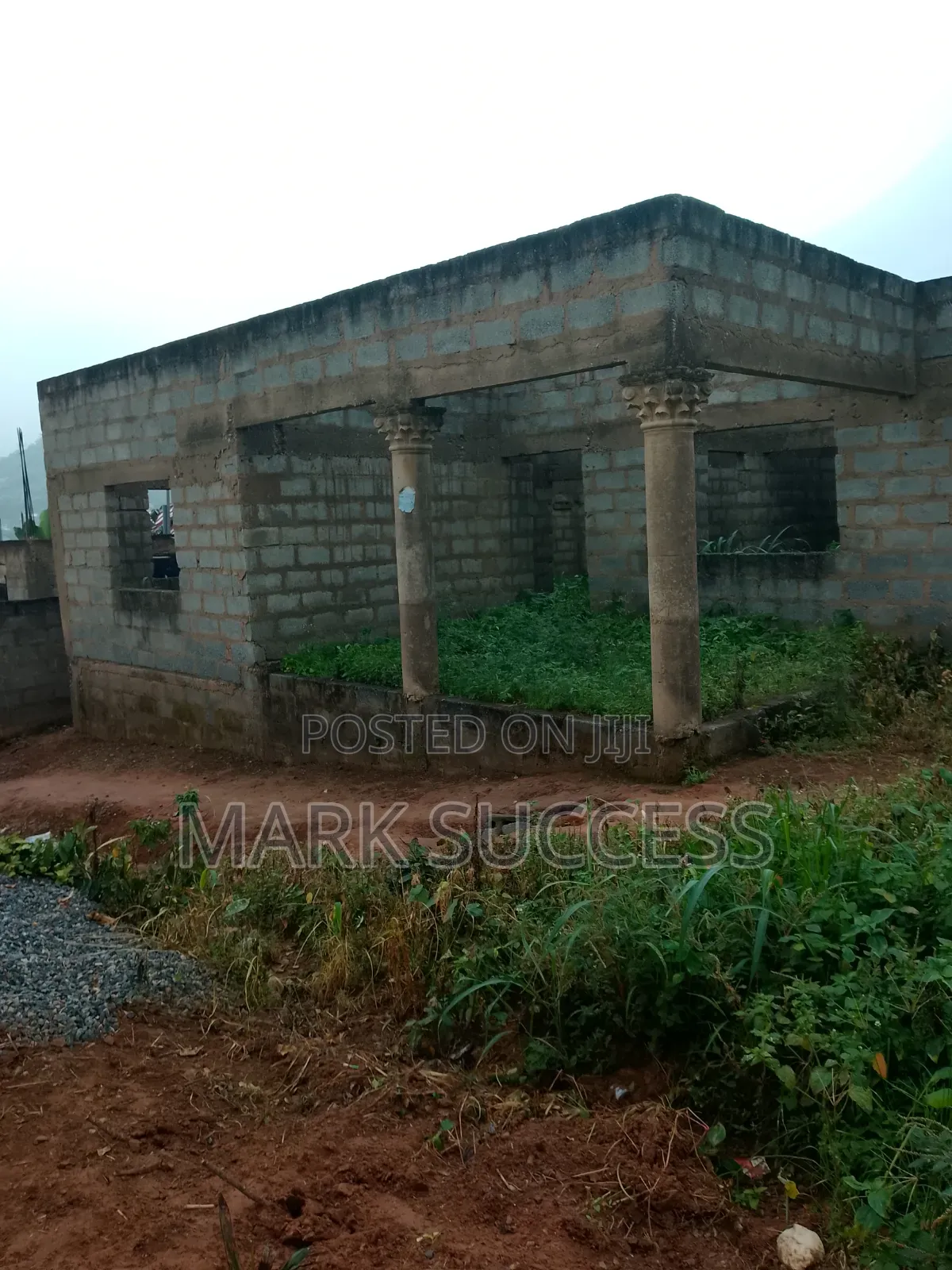 4bdrm House in Pokuase for sale
