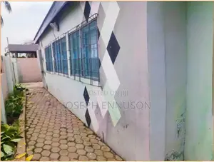 2bdrm Apartment in Comm 5 Estate, Community 25 for sale