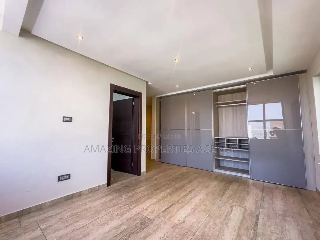 4bdrm House in East Legon, American House for rent