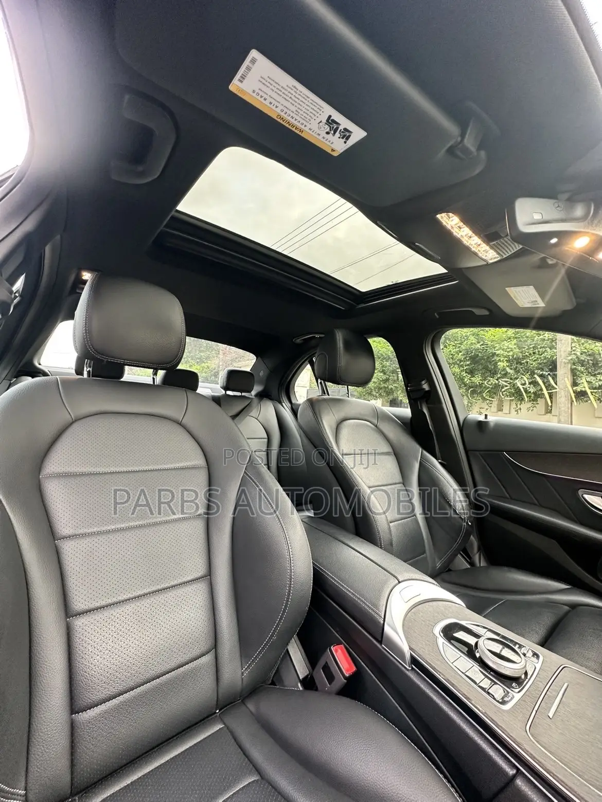 Mercedes-Benz C300 2020 Gold
