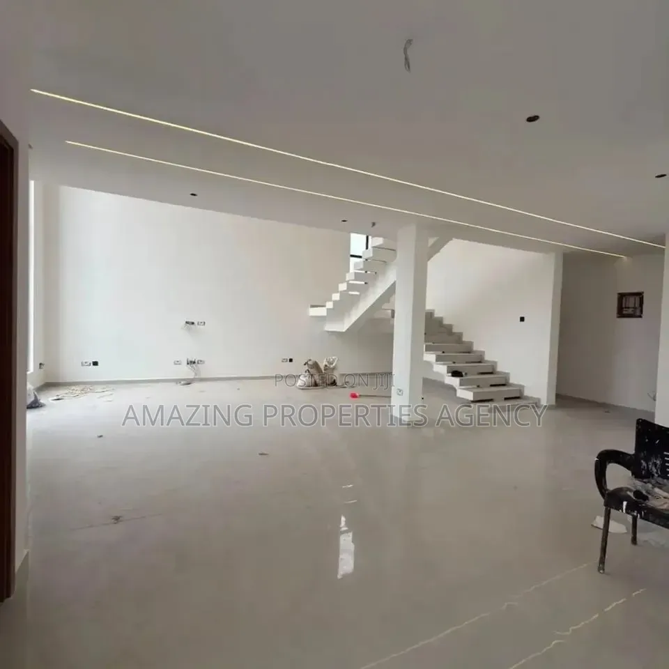 4bdrm House in East Legon Hills, Otano for sale