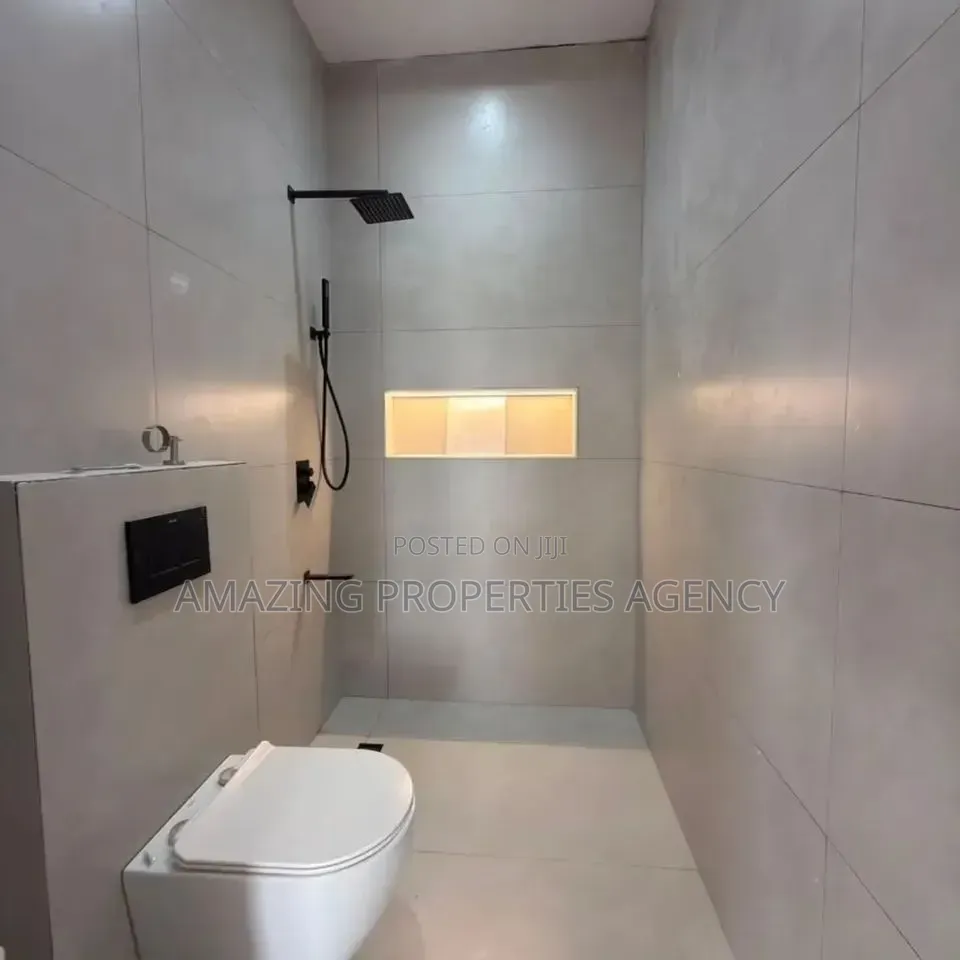 4bdrm House in East Legon Hills, Otano for sale
