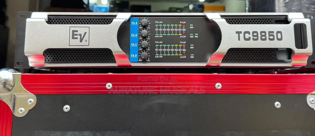 Electro-Voice (EV) TC9850 Professional 4-Channel Power Amplifier.