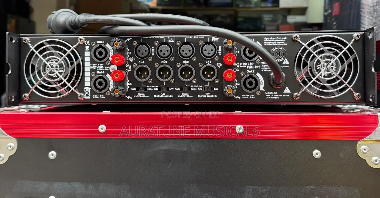 Electro-Voice (EV) TC9850 Professional 4-Channel Power Amplifier.