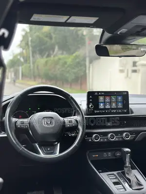 Honda CR-V Hybrid 2024 Silver