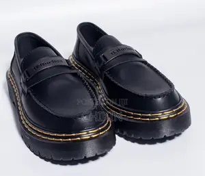 Dr Martens Loafer
