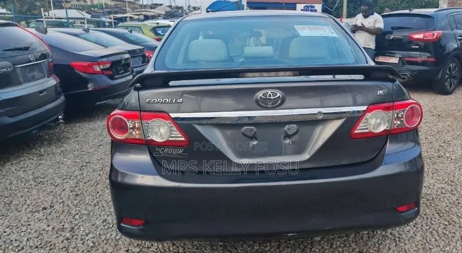 Toyota Corolla 2013 Gray