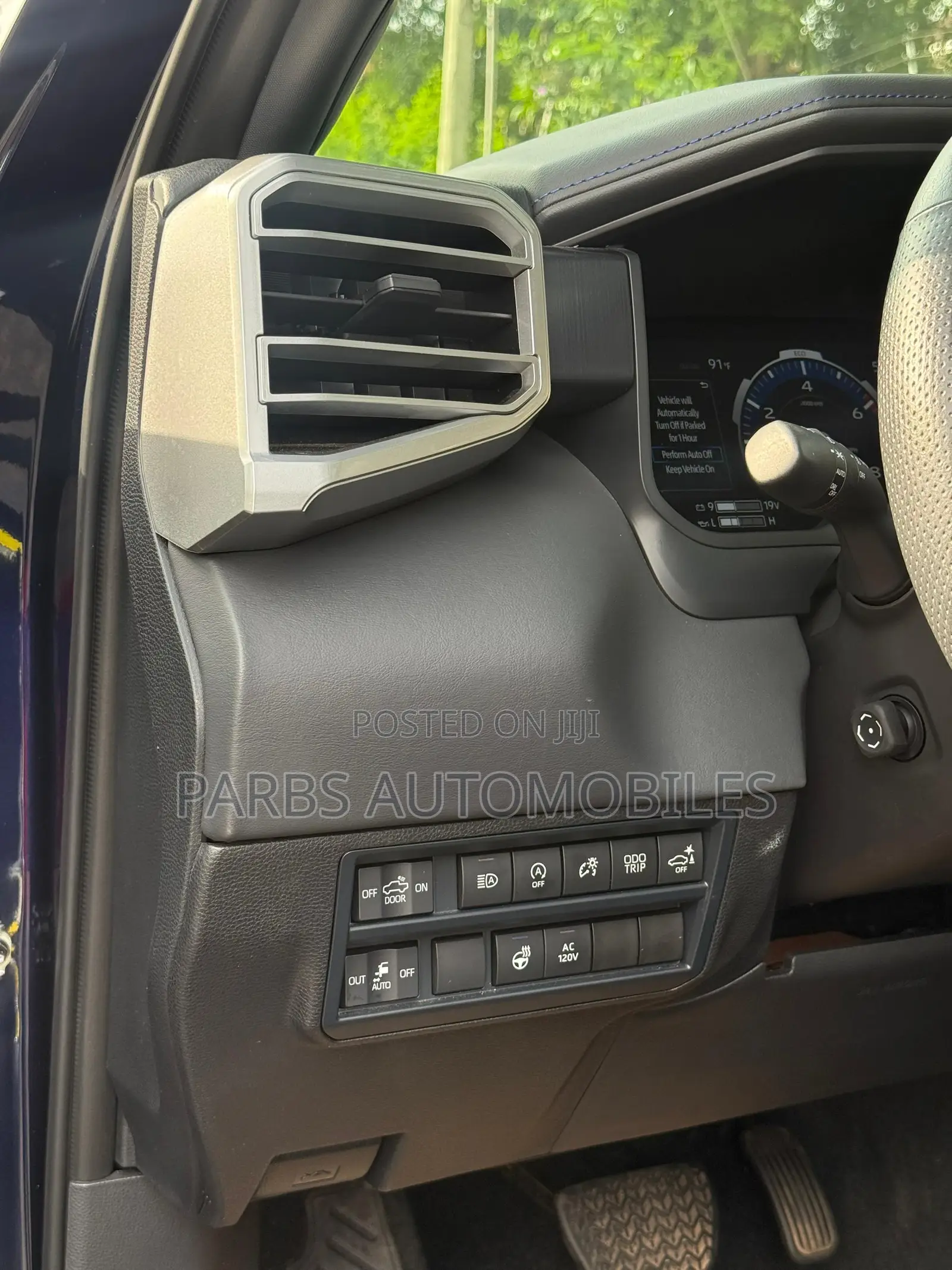 Toyota Tundra Platinum CrewMax 4WD SB w/6.5' Bed 2025 Blue