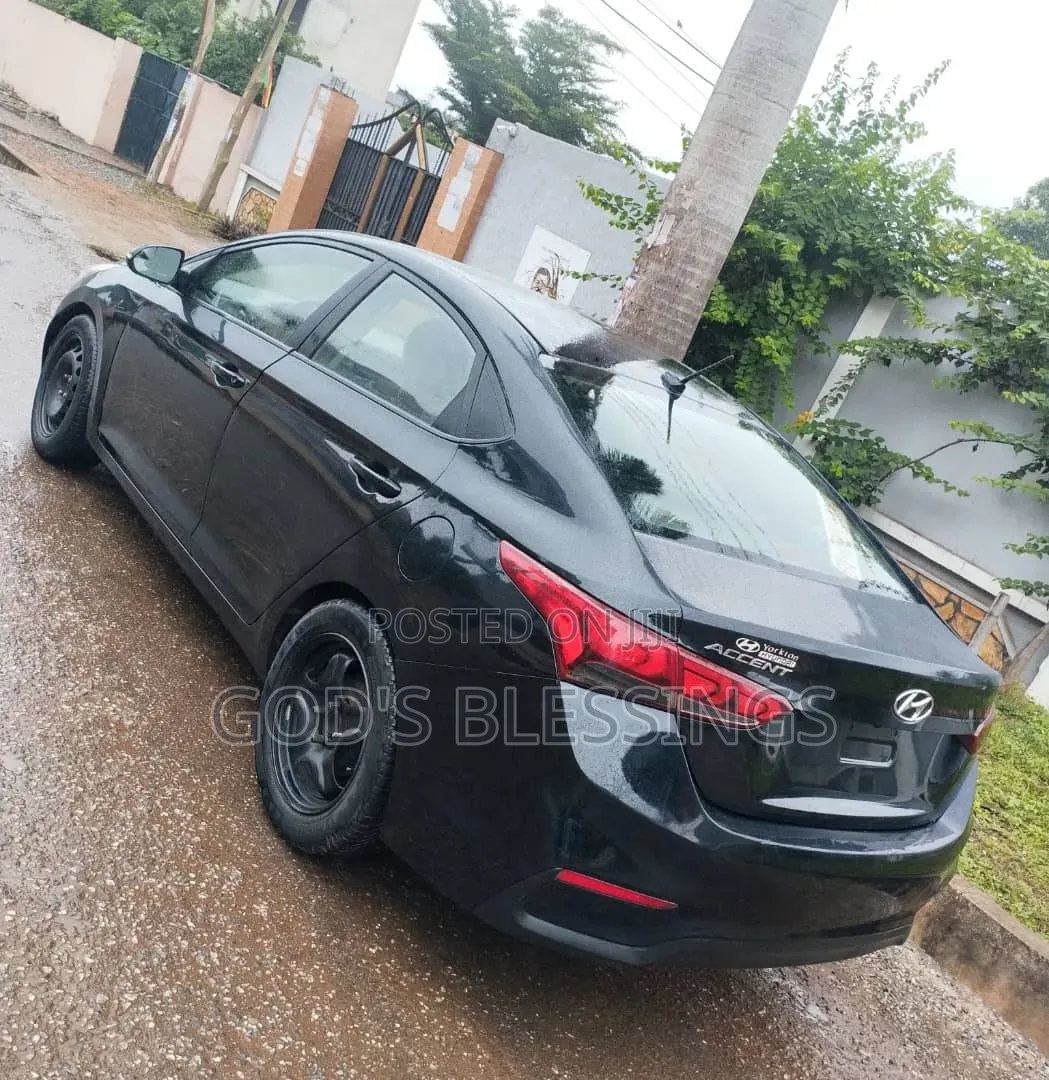 Hyundai Accent SE 2019 Black