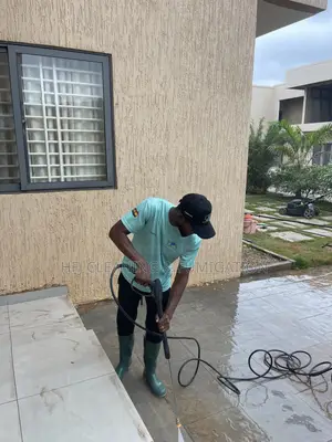 Compound Pressure Washing