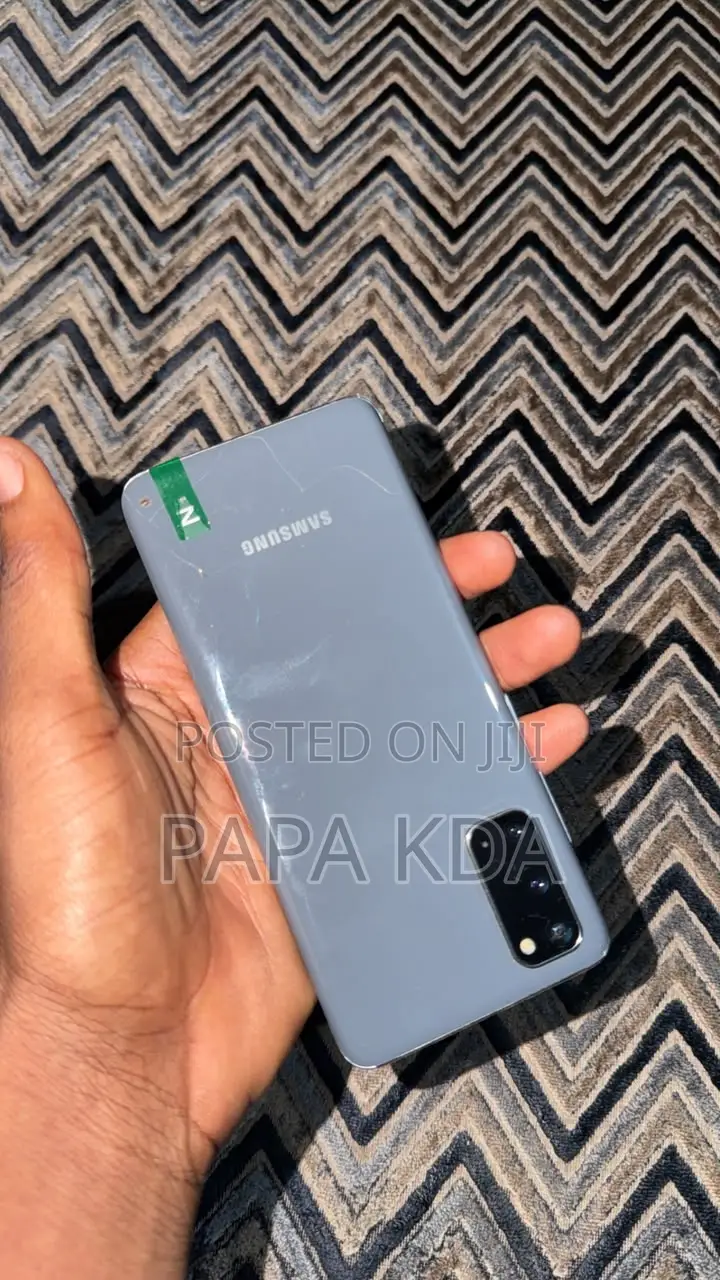 Samsung Galaxy S20 128 GB Gray