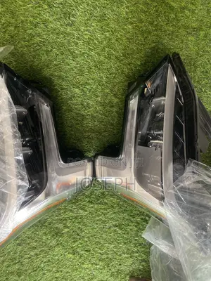 Tundra 2022,2023,2024 Headlight