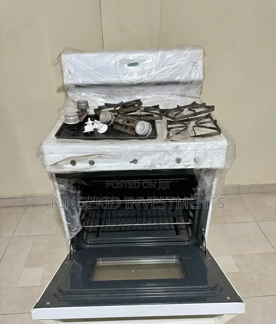 Durable American 4 Burner With Oven and Grill