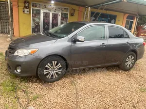 Toyota Corolla LE 4dr Sedan (1.8L 4cyl 4A) 2013 Gray