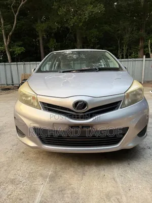 Toyota Vitz 2013