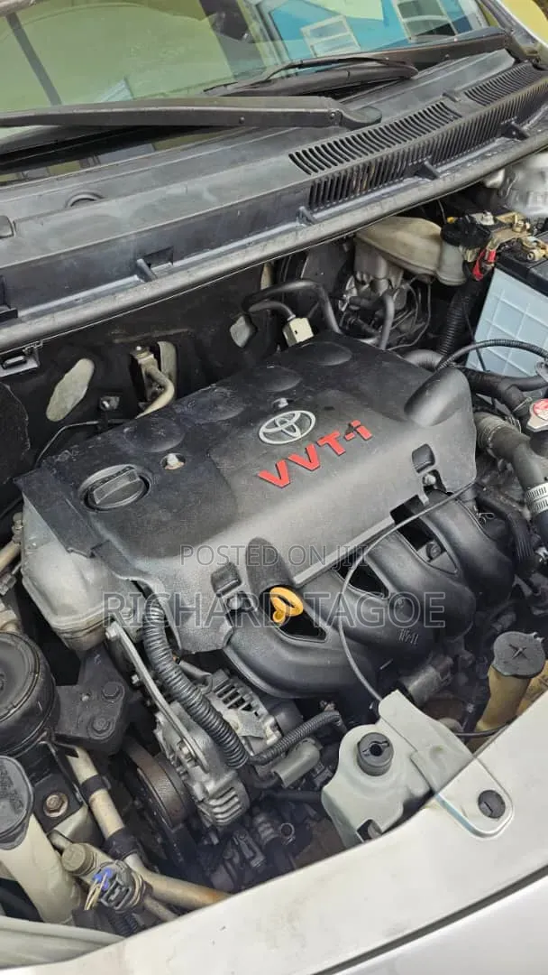 Toyota Vios 2012 Silver