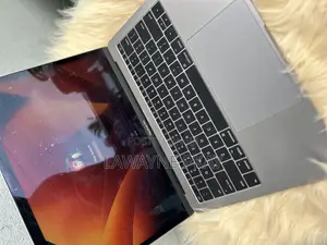 Laptop Apple MacBook Pro 2017 8GB Intel Core i5 SSD 128GB