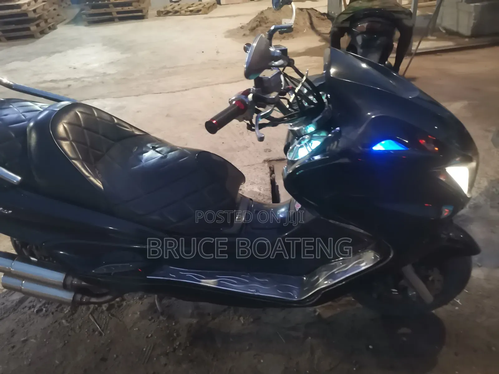 Yamaha Majesty 2010 Black