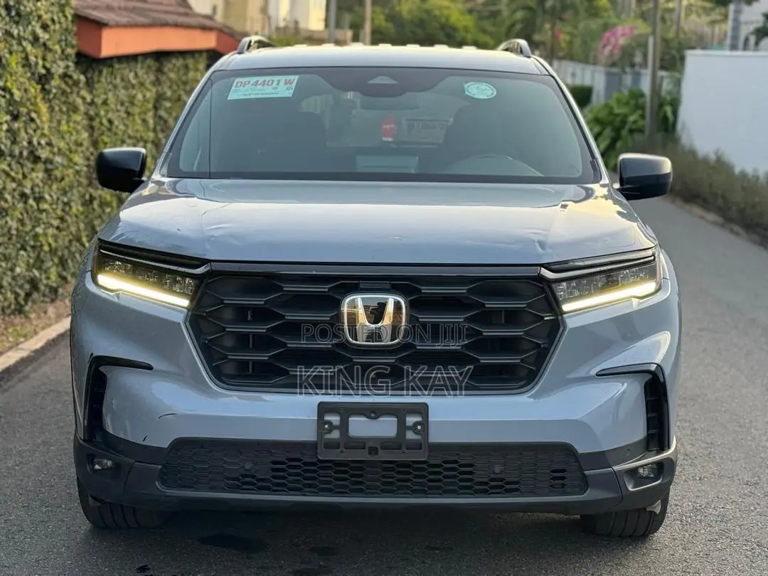 Honda Pilot Sport AWD 2025 Gray