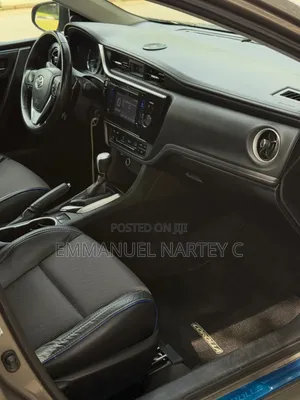 Toyota Corolla 2018 Brown