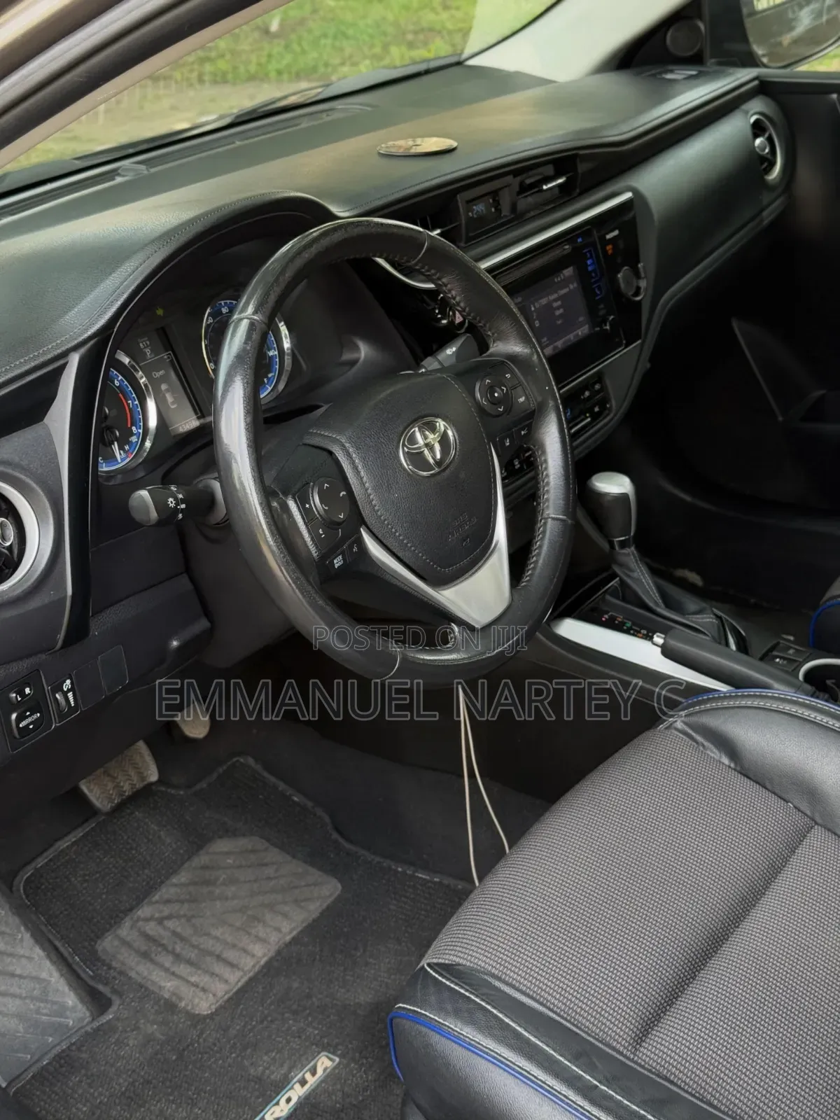 Toyota Corolla 2018 Brown