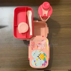 Multilayer Lunch Boxes With Water Bottle