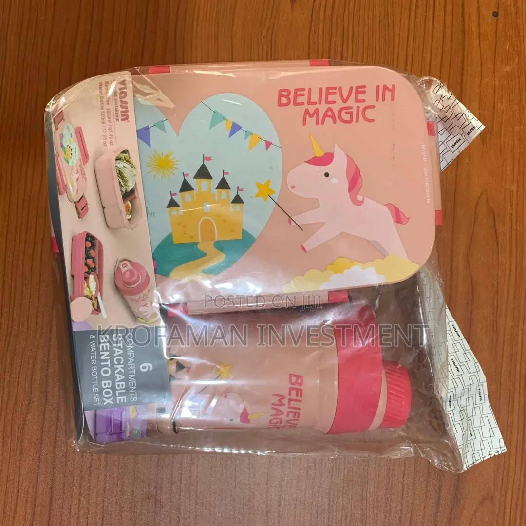 Multilayer Lunch Boxes With Water Bottle