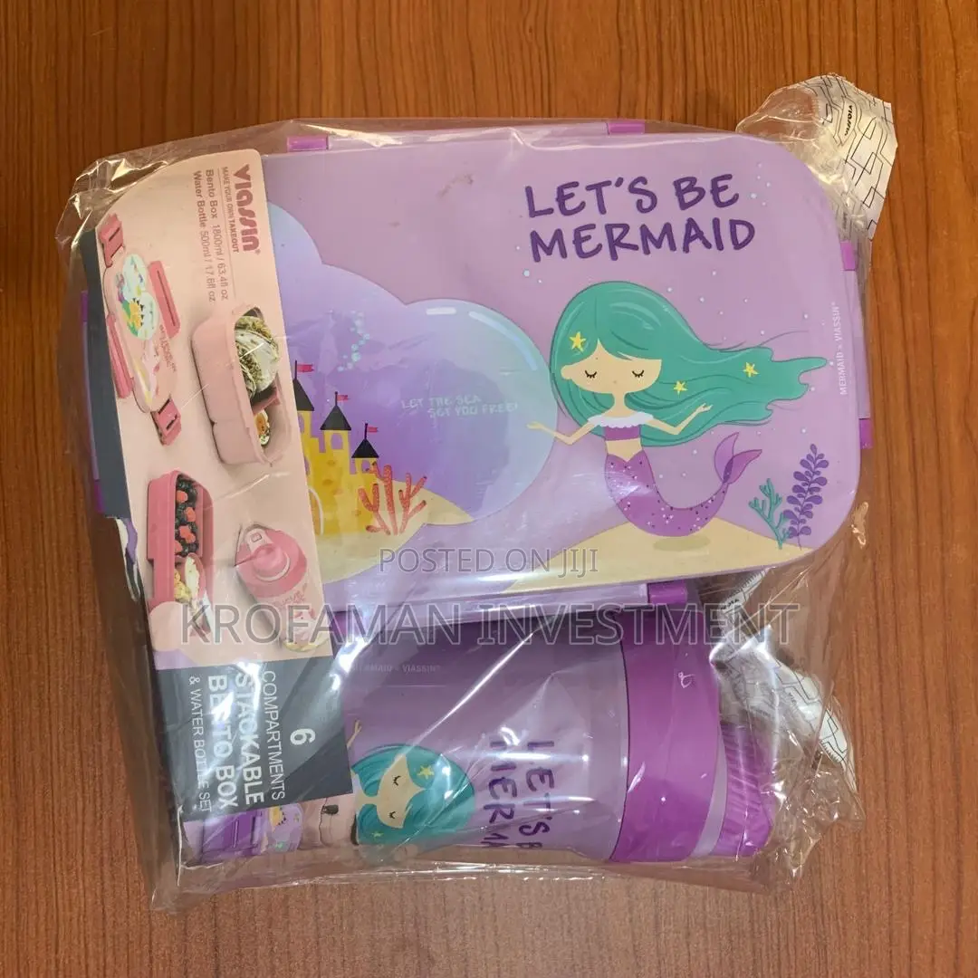 Multilayer Lunch Boxes With Water Bottle