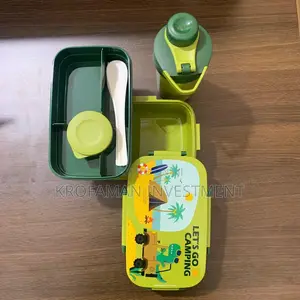 Multilayer Lunch Boxes With Water Bottle
