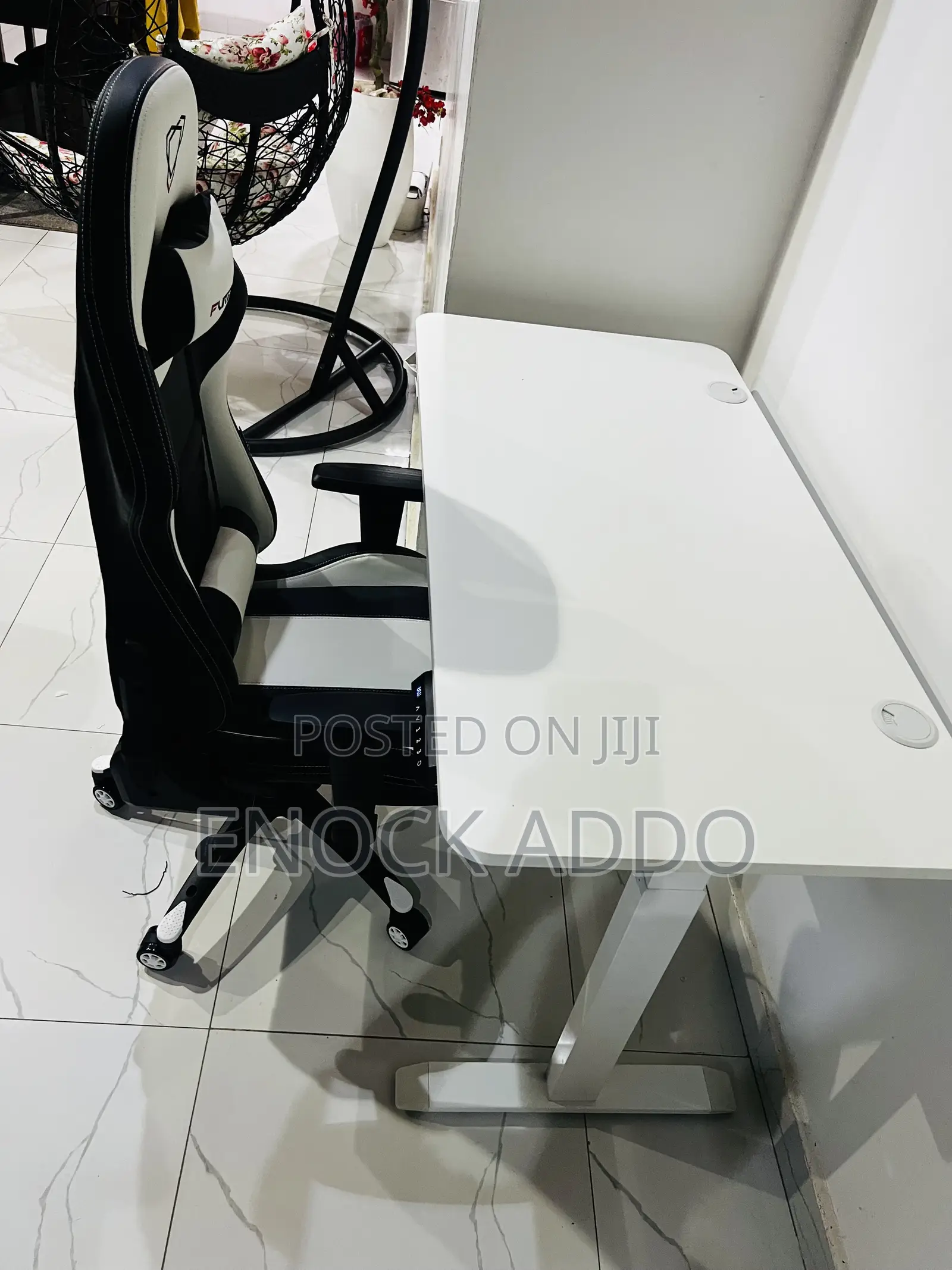 Gaming Table and Chair