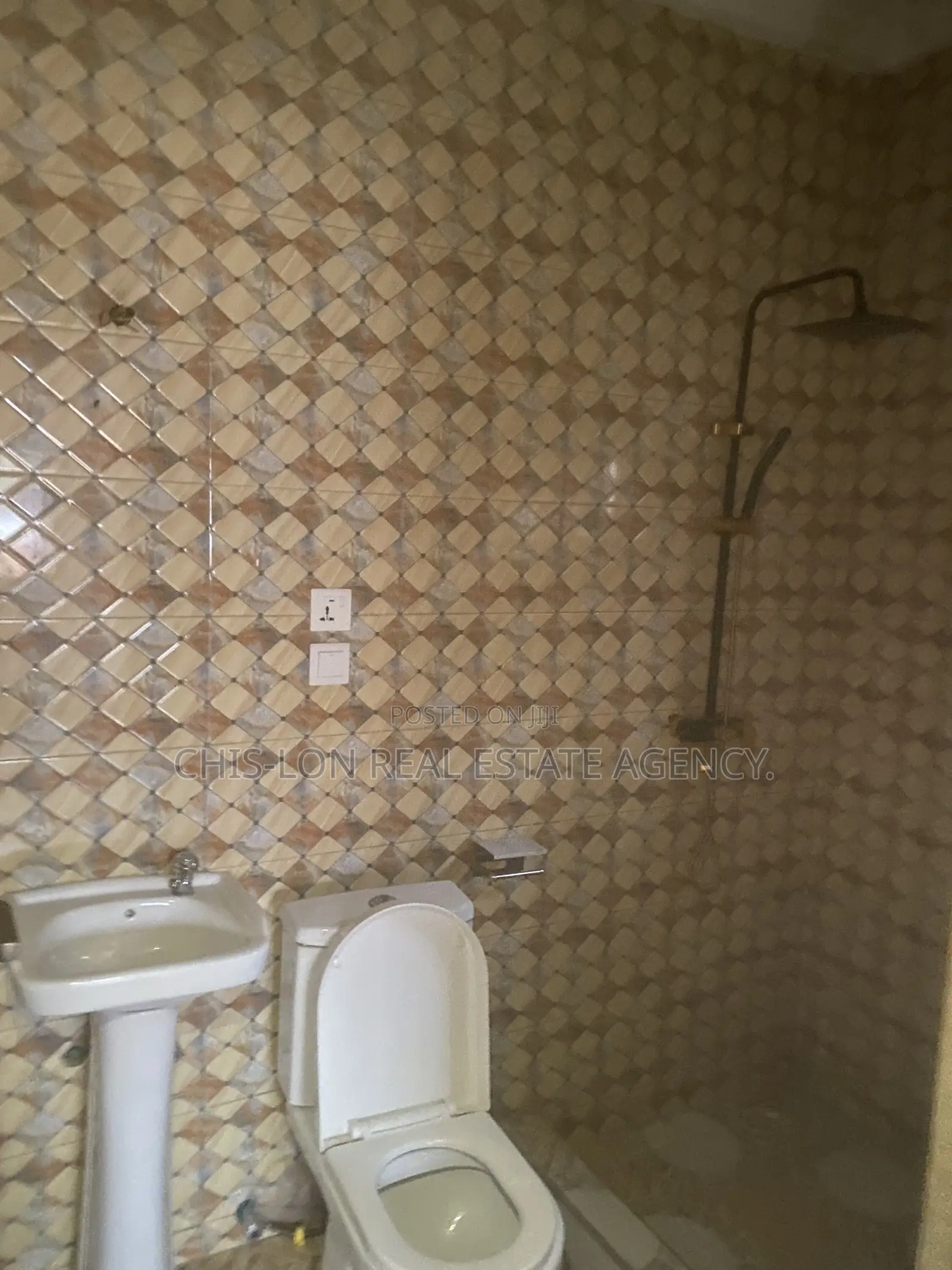 2bdrm Apartment in Kasoa Cp Mother And, Bluetop Estate for rent