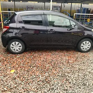 Toyota Vitz 1.3 AWD 5dr 2014 Black