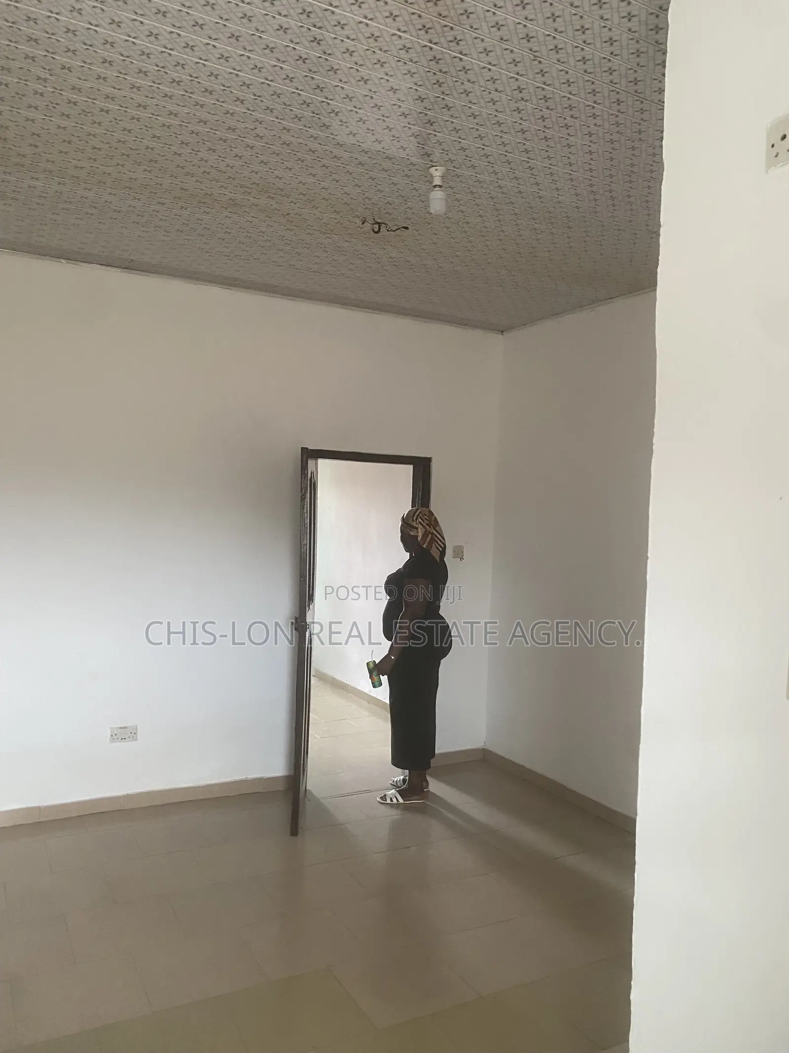 1bdrm Room & Parlour in Chislon Broker’S, Adam Nana for rent