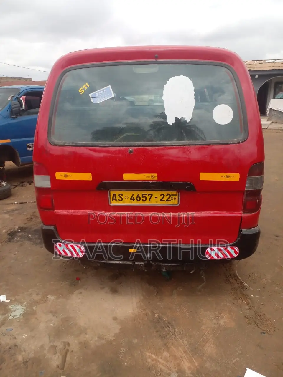 Toyota HiAce 2012 Red