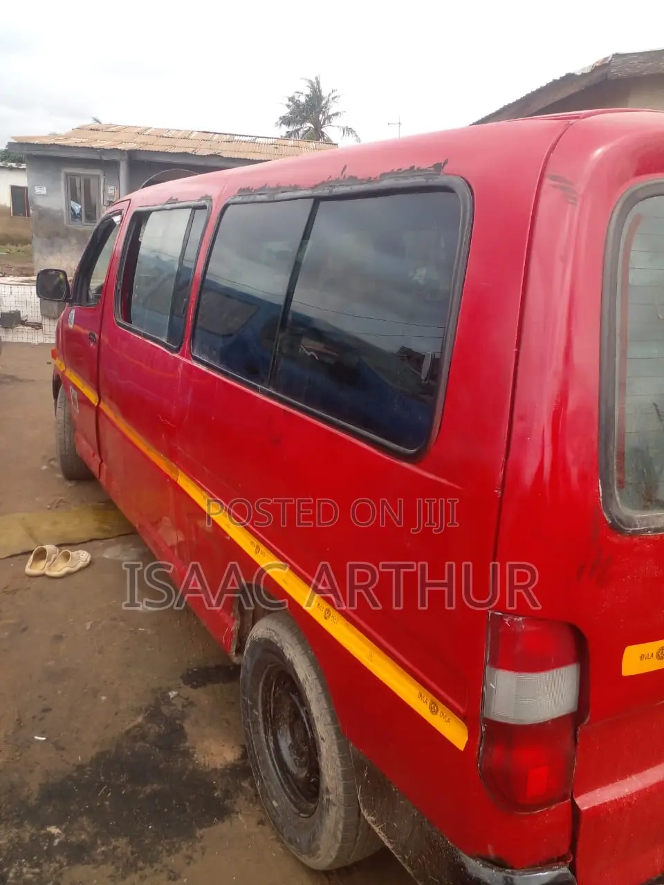 Toyota HiAce 2012 Red