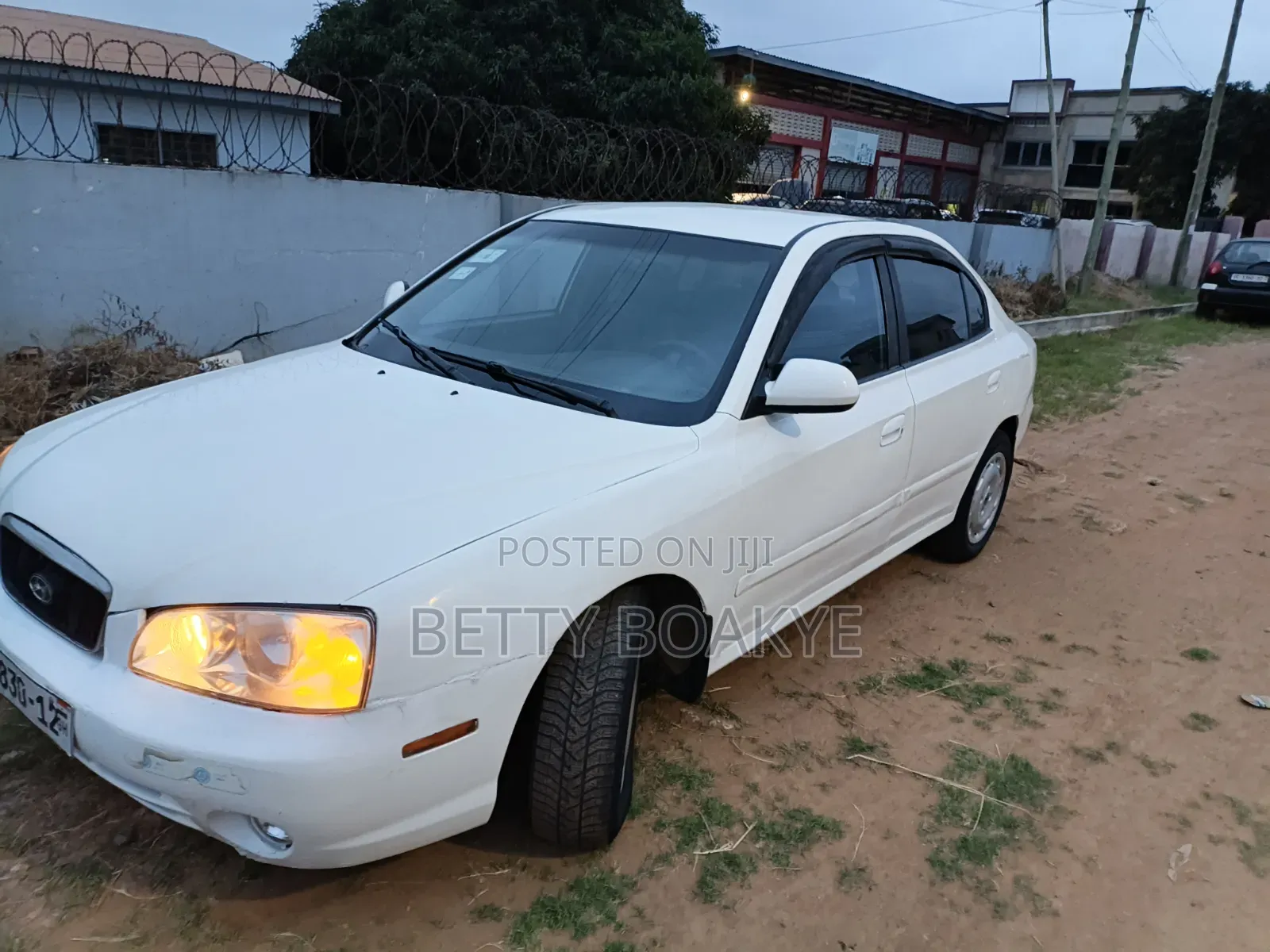 Hyundai Elantra 2003 White