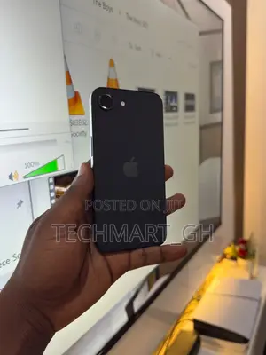 Apple iPhone 16e 128 GB Black