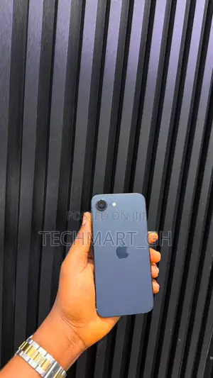 Apple iPhone 16e 128 GB Black