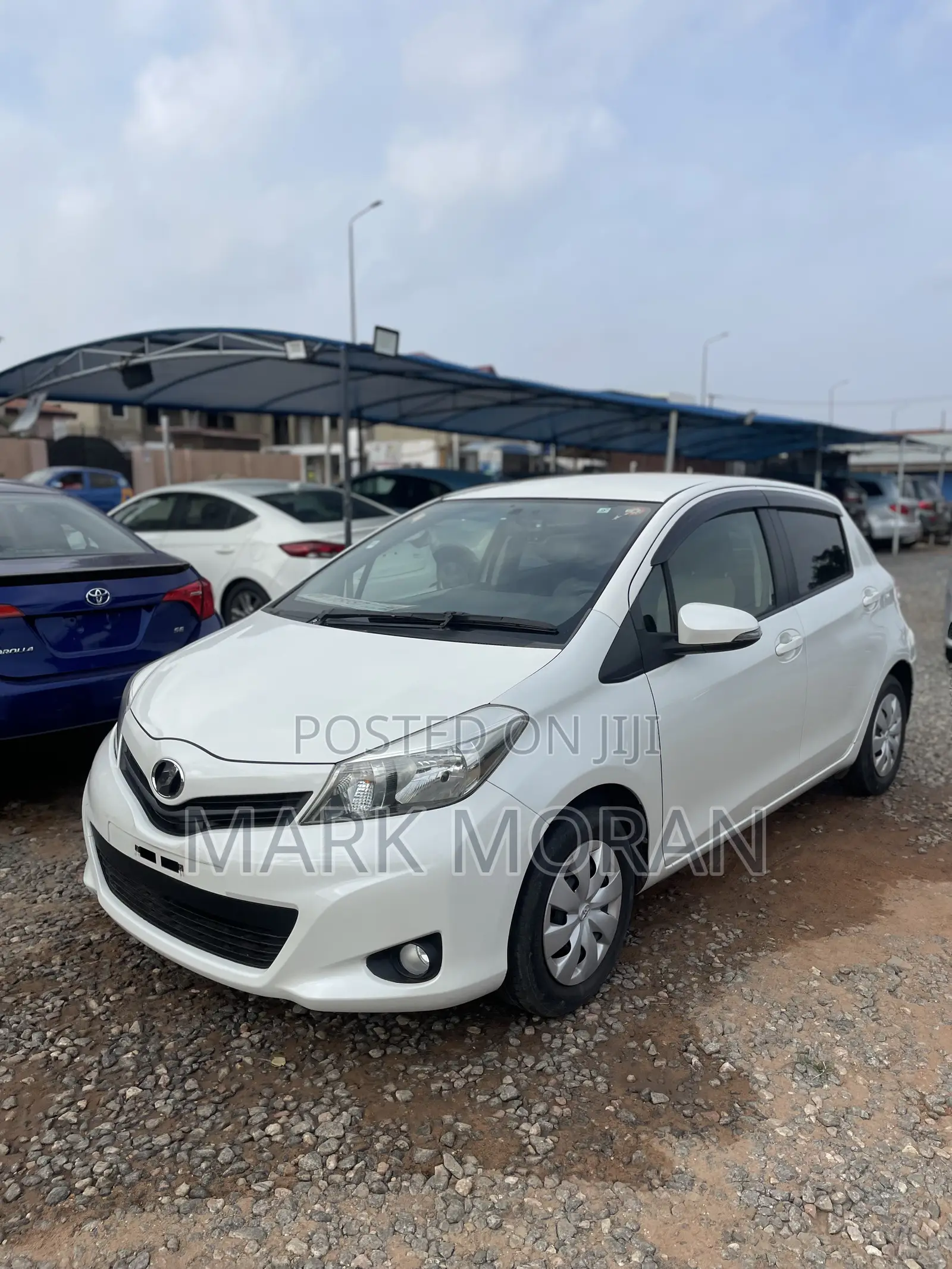Toyota Vitz 2013 White
