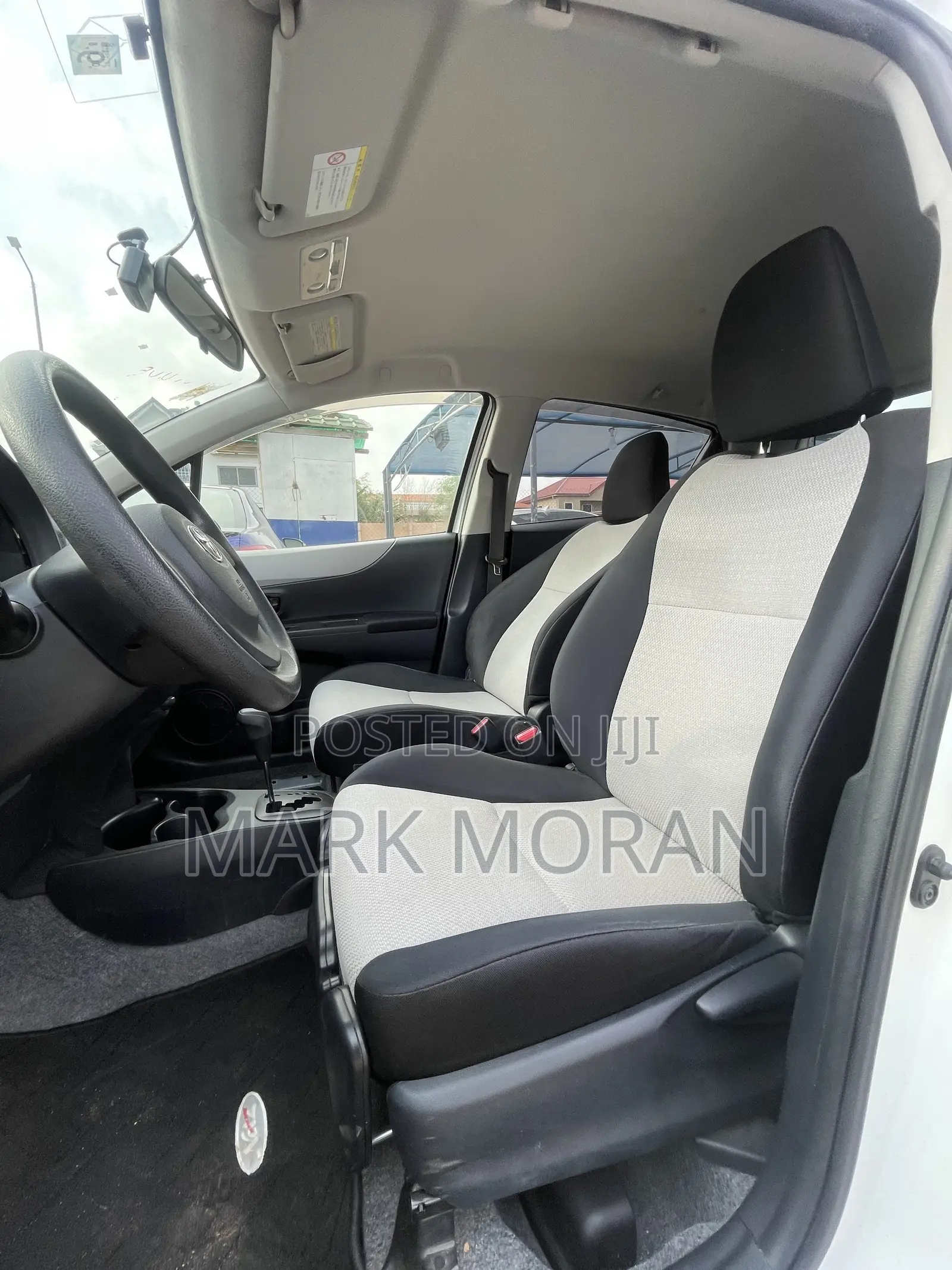 Toyota Vitz 2013 White