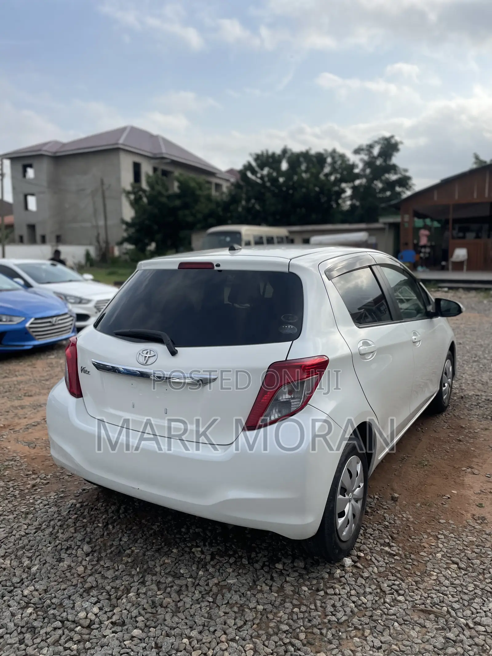 Toyota Vitz 2013 White
