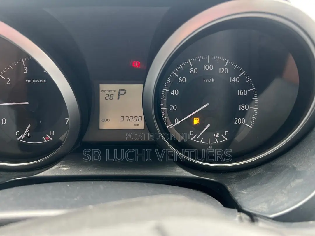 Toyota Land Cruiser 2019 White