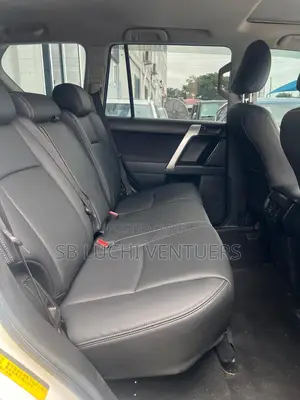 Toyota Land Cruiser 2019 White