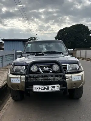 Nissan Patrol 4.8 GL 2008 Blue