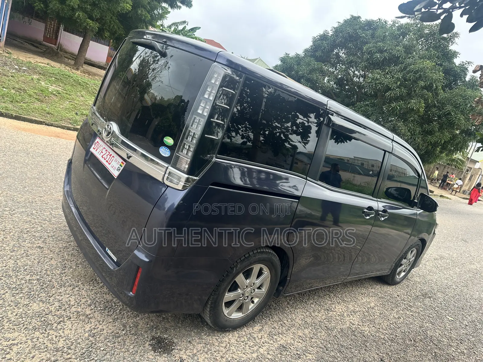 Toyota Voxy 2014 Gray
