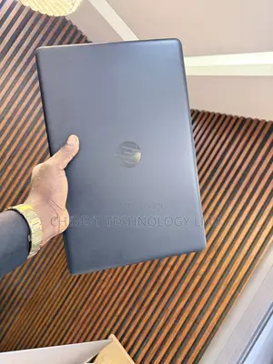 Laptop HP 15-da2933nia 8GB Intel Celeron HDD 500GB